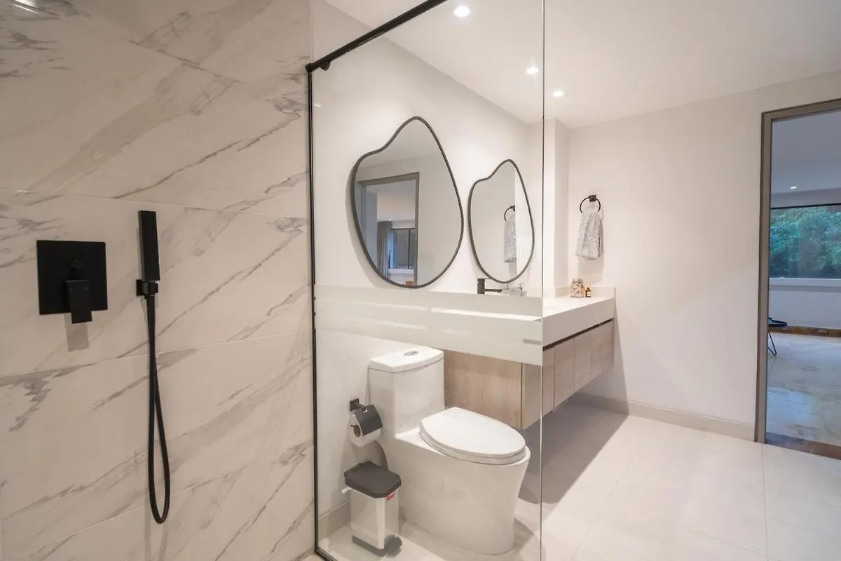 מדיין Provenza Lux Apartment L Guest Friendly L Fast Wifi L 9 Guest