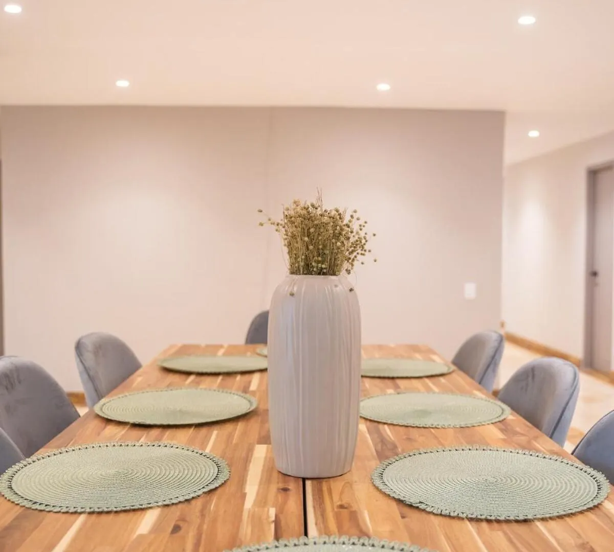 Provenza Lux Apartment L Guest Friendly L Fast Wifi L 9 Guest Medellin Colombia