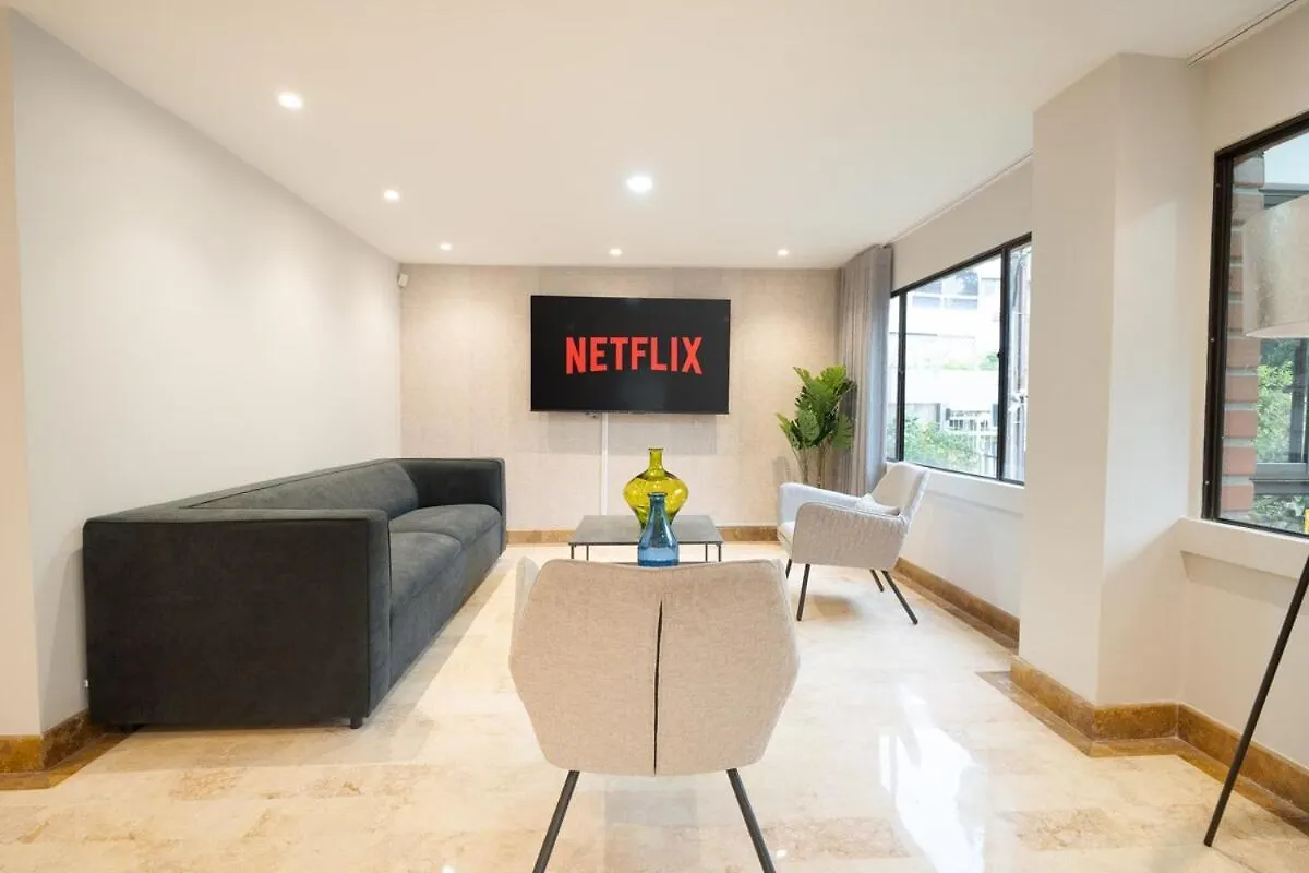 מדיין Provenza Lux Apartment L Guest Friendly L Fast Wifi L 9 Guest 0*,