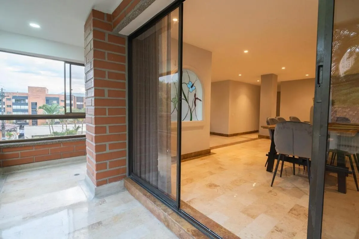 Provenza Lux Apartment L Guest Friendly L Fast Wifi L 9 Guest Medellin