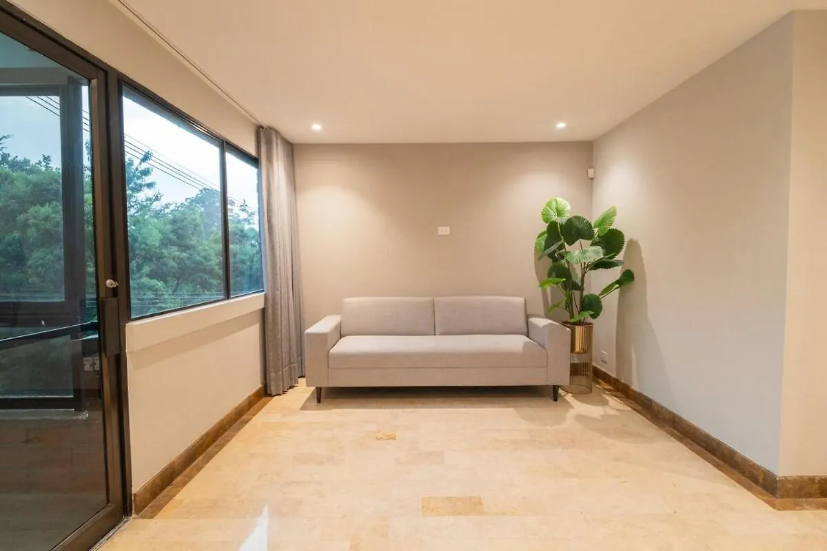 מדיין Provenza Lux Apartment L Guest Friendly L Fast Wifi L 9 Guest