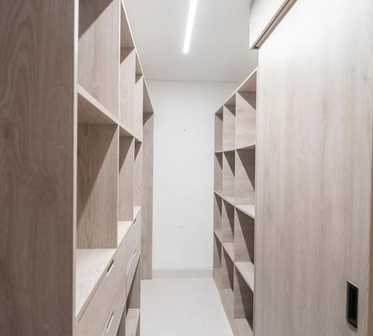 מדיין Provenza Lux Apartment L Guest Friendly L Fast Wifi L 9 Guest